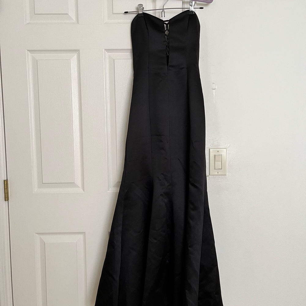 Jessica McClintock Black strapless mermaid gown